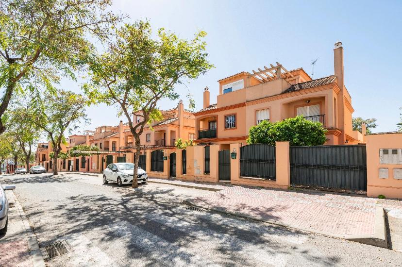 Апартаменты 3 La Casa De Marilo Томарес Экстерьер фото